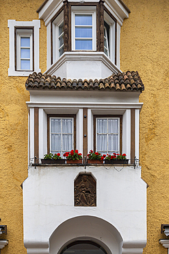 Typical architecture, Sudtirol (South Tyrol), Bolzano district, Italy, Europe