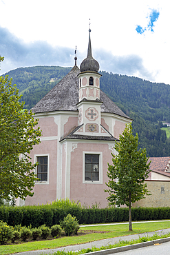 St. Elisabeth Church, Commandery of the Teutonic Order, Sterzing, Sudtirol (South Tyrol) (Province of Bolzano), Italy, Europe