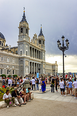 Catedral de Santa María la Real de la Almudena, Madrid, Spain, Europe