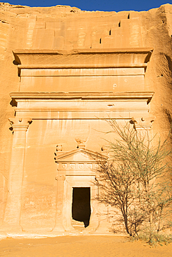 Tombs carved into sandstone rock of Jabal Banat (Qasr Al-Bint) area in site of Hegra (Madain Salih), UNESCO, AlUla, Medina Province, Saudi Arabia