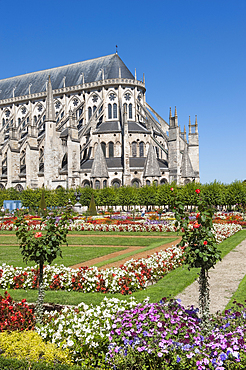 Archibishopric's garden,Cathedral Saint Stephen,Bourges,Cher department,Berry province,region of Centre,France,Europe