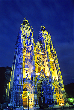 Cathedral of Saint Gatianus, Tours, Indre-et-Loire department, Centre region, France, Europe