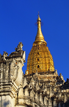 Golden Stupa of Ananda Pahto, Bagan, Myanmar, Indochina