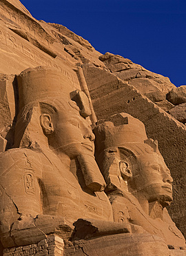 Close-up of statues of Pharaoh Ramses II on temple at Abu Simbel, UNESCO World Heritage Site, Nubia, Egypt, North Africa, Africa