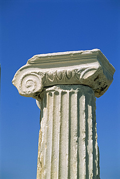 Close-up of an Ionic column capital, Delos, Cyclades Islands, Greek Islands, Greece, Europe