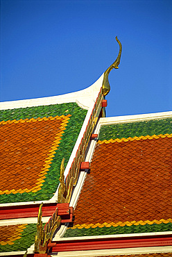 Close-up of the tiles on the roof of the temple of Wat Pho in Bangkok, Thailand, Southeast Asia, Asia