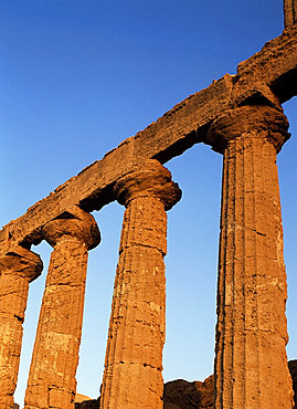 Pillar detail, Temple of Juno, Valley of the Temples, Agrigento, Sicily, Italy, Europe