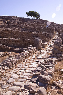 Low stone walls at the ancient Minoan town of Gournia above the Gulf of Mirambellou, Crete, Greek Islands, Greece, Europe