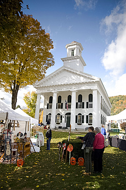 An autumn craft fair on the village green in Newfane, Vermont, New England, United States of America, North America