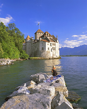 Chateau Chillon, Lake Geneva (Lac Leman), Switzerland, Europe