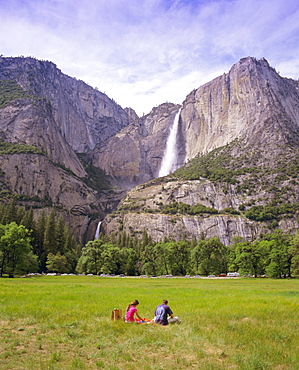 Upper Yosemite Falls, Yosemite National Park, UNESCO World Heritage Site, California, USA, North America