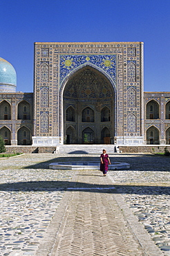 Tilla Kari Madrasa (1646-1649), Registan, Samarkand, UNESCO World Heritage Site, Uzbekistan, CIS, Central Asia, Asia