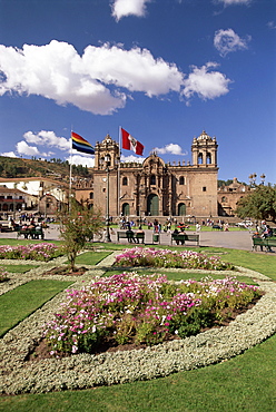 Exterior of the Christian cathedral, Cuzco Ciity (Cusco), UNESCO World Heritage Site, Peru, South America