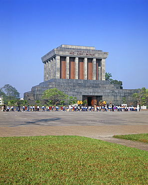 Ho Chi Minh's mausoleum, Hanoi, Vietnam, Indochina, Southeast Asia, Asia