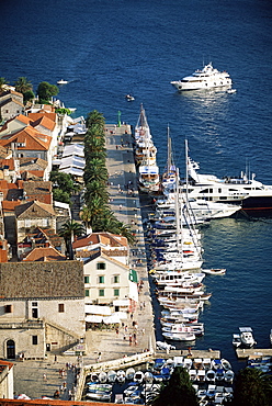 View over the harbour and promenade, Hvar Town, Hvar Island, Dalmatia, Dalmatian coast, Croatia, Europe