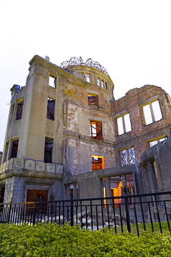 A-Bomb Dome, symbol of the destruction the A-Bomb Dome (Gembaku Domu), UNESCO World Heritage Site, Hiroshima, Honshu, Japan, Asia