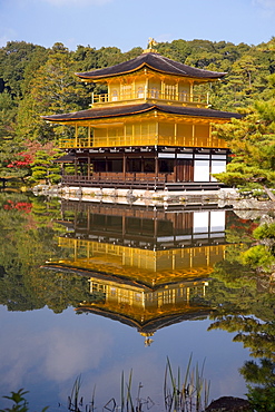 Kinkaku-ji (Golden Pavilion), original building constructed in 1397 for Shogun Ashikaga Yoshimitsu, UNESCO World Heritage Site, Kyoto, Kansai Region, Honshu, Japan, Asia