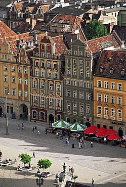 Town Square (Rynek), Wroclaw, Silesia, Poland, Europe