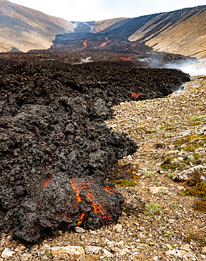 Fagradalsfjall volcano in July 2021, with typical lava advancing along the Natthagi valley, Reykjanes Peninsula, Iceland, Polar Regions