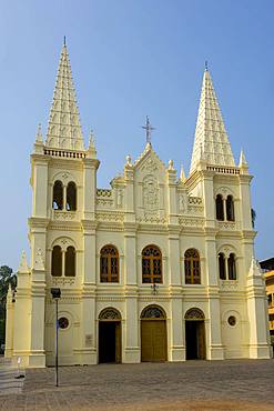 Santa Cruz cathedral, Cochin, Kerala, India, Asia