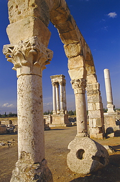 The tetrastyle in city centre seen through street arcades, Umayyad Anjar, Lebanon, Middle East