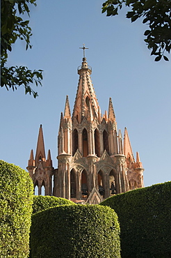 La Parroquia, church notable for its fantastic Neo-Gothic exterior, San Miguel de Allende (San Miguel), Guanajuato State, Mexico, North America