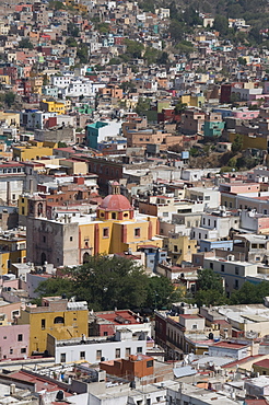 View of colourful buildings, Guanajuato, Guanajuato State, Mexico, North America