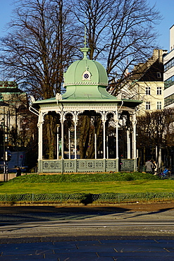 Pavilion at the Ne Olle Bulls Square, Bergen, Hordaland, Norway, Scandinavia, Europe