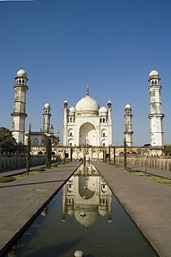 The Bibi ka Maqbara was uilt by Azam Shah in 1678,  as a son's tribute to his mother, Begum Rabia Durrani, the Queen of Mughal emperor Aurangzeb. Aurangubad, Maharashtra, India