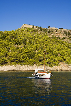 Assos Castle, Assos, Kefalonia (Cephalonia), Ionian Islands, Greece, Europe