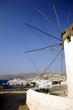 Greece, Mykonos town, boats in harbour, view from Lower Windmills