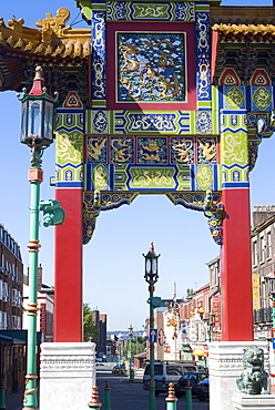 Arch at the entrance of Chinatown, Liverpool, Merseyside, England, United Kingdom, Europe