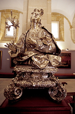 Spain, Andaloucia, Sevilla, Cathedrale, Treasury, Baroque Silver Statue Of The Virgin