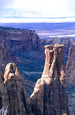 Usa, South West, Colorado, Grand Junction, The Colorado Monument Park, Two Twin Peaks