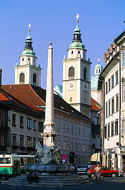 Slovenia, Ljubljana (Lubiana), The Old Town Cathedral Square, The Baroque Era Fountain Toppled With A Stone Obelisk