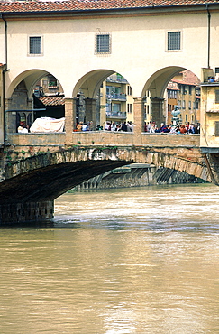 Italy, Tuscany, Firenze, Ponte Vecchiobridge On River Arno, Detail Of Arche