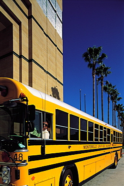 Los Angeles, California, Usa La. County Museum & School Bus