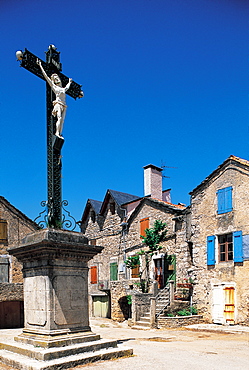 France, Aveyron, Roquefort, Small Village Square