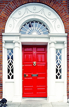 Ireland, Dublin, Georgian Red Door