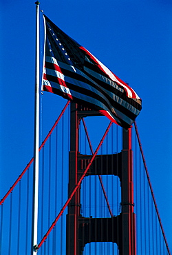 Golden Gate Bridge & Us Flag, San Francisco, Usa