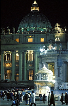 Italy, Rome, Vatican, St. Peterõs Square At Night