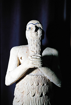 Syria, Damascus, Antiques Museum, Mesopotamian Statue