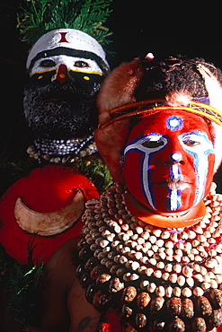 Papua New Guinea, Port Moresby, Traditional Sepik Tribe Sacred Dance, Man And Woman Preparing To Dance