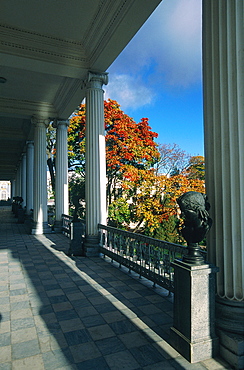 Russia, St-Petersburg, Tsarskoie Selo (Pushkin), Catherine Ii Palace, The Gallery On Park At Fall