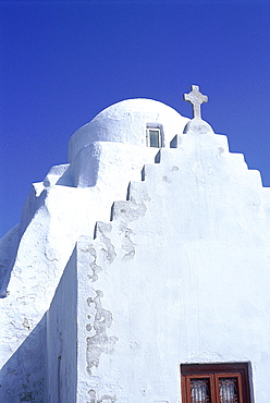 Greece, Cyclades, Santorini Island, Small White Chapel Fronton To Pped With Cross And Dome