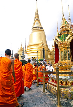 Monks, Royal Palace, Bangkok, Thailand, Southeast Asia, Asia