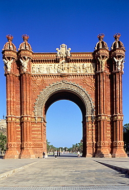 Triumphal arch, Barcelona, Catalonia (Cataluna) (Catalunya), Spain, Europe