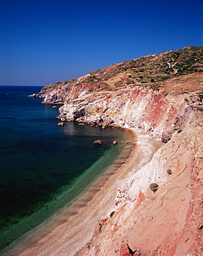 Volcanic beach on southern coast, Paleokori (Paleohori), island of Milos, Cyclades, Greek Islands, Greece, Europe