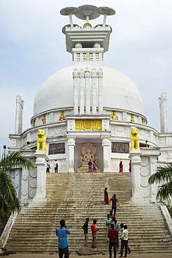 Dhauligiri Shanti Stupa (Dhauli Peace Pagoda), completed in 1972 with the collaboration of Nippon Buddha Sangha, atop Dhauli Hills on site of ancient temple, Bhubaneswar, Odisha, India, Asia