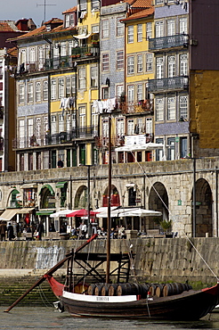 Riverside quarter of Ribeira, Oporto, Portugal, Europe